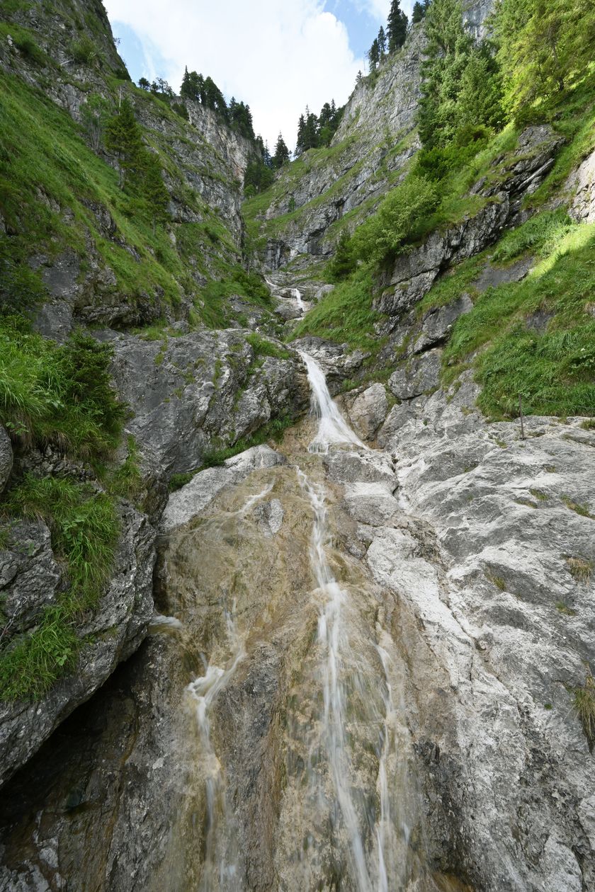 Wasserfall im Hirschbachtobel